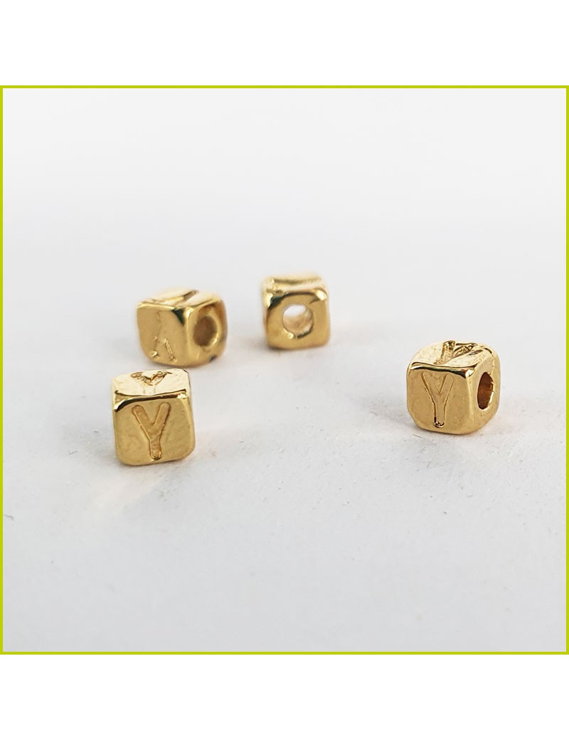 Perle Cube Y doré